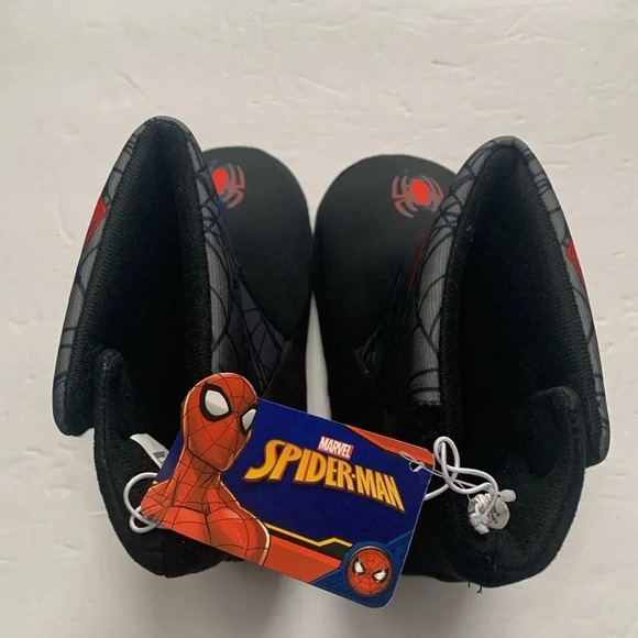 Marvel SpiderMan Boots Size 13/1 Black/Red NWT - Picture 5 of 8